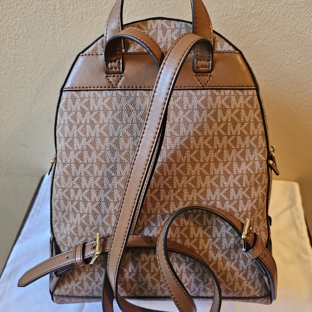 Michael kors medium Backpack - Picture 5 of 16